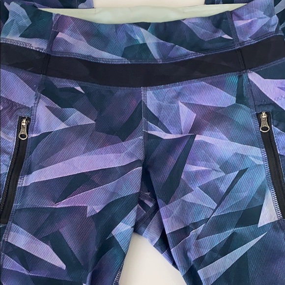 Lululemon Full length Leggings size 6 - Picture 2 of 11